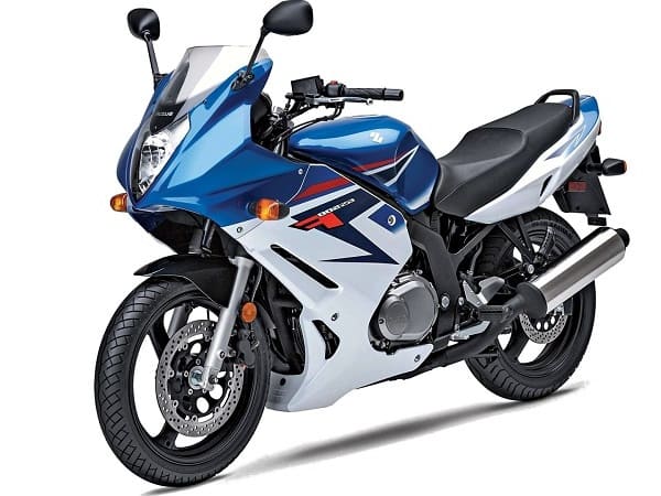 moto de cilindrada de 500 cc