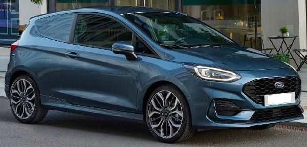 coche automatico pequeño ford fiesta