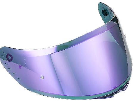 visera del casco de la moto